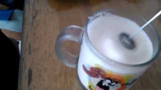 Aerolatte Review Frothing Cold Milk In Under 1 Minute [upl. by Cheadle]